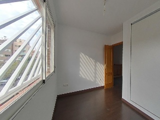 Chalet Adosado en C/ L´Isle D´Abeau 26