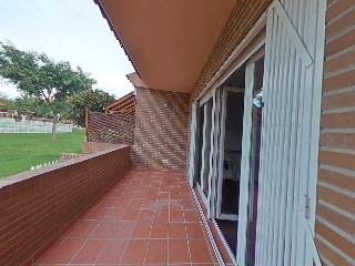 Chalet Adosado en C/ L´Isle D´Abeau 36