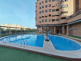 Piso en venta en Alicante de 108  m²