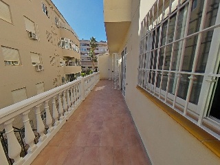 Piso en C/ Pablo Neruda - Ed. Las Viñas - Mijas  2