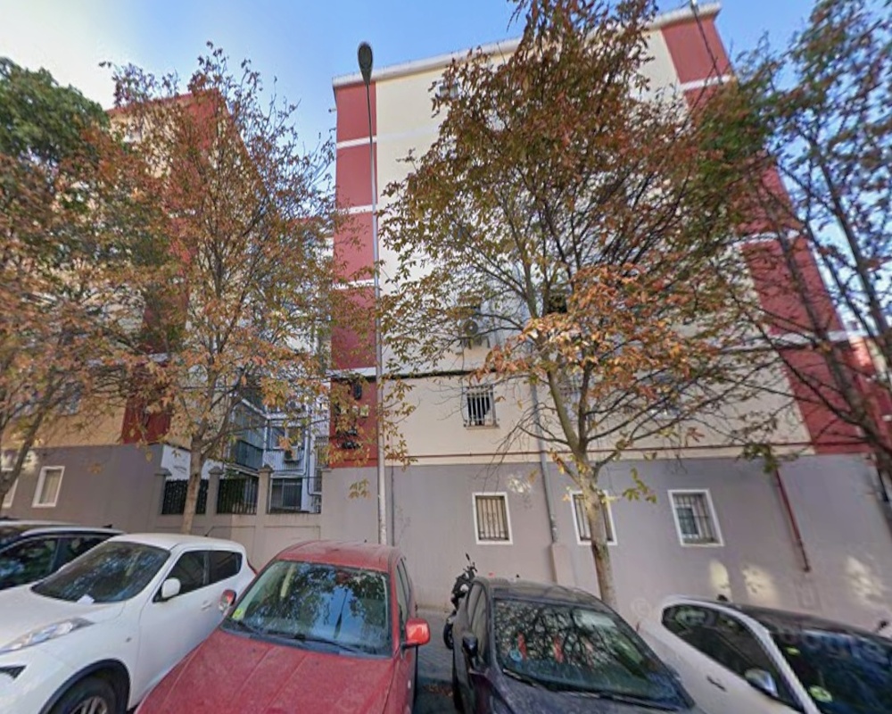 Piso en C/ Esteban Collantes - Madrid -