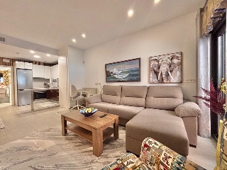 Piso en venta en Torrevieja de 75  m²