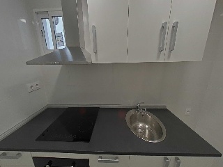 Piso en C/ Mossen Jaume Busquets - El Hospitalet de Llobregat - 11