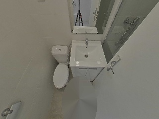 Piso en C/ Mossen Jaume Busquets - El Hospitalet de Llobregat - 17