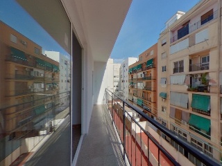 Piso en C/ Santos Justo y Pastor 28