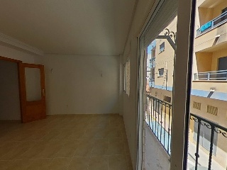 Piso en venta en Torrevieja de 73  m²