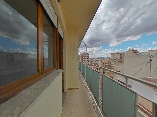 Vivienda en C/ Escultor Navarro Santafé  31