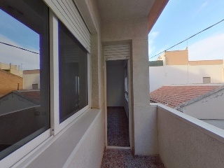 Vivienda en C/ Ermita - Ptdo de Torreaguera -  27