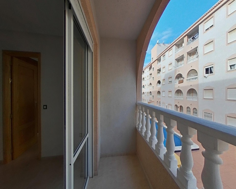 Piso en C/ San Pascual, Urb. Santa Gema