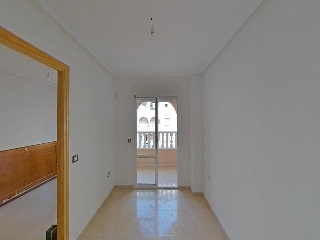 Piso en C/ San Pascual, Urb. Santa Gema 4