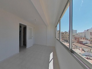 Piso en C/ Polop 3