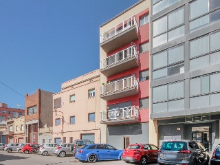 Piso en venta en Badalona de 86  m²