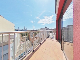 Piso en venta en Badalona de 83  m²