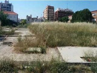 Suelo urbano no consolidado en C/ Manuel Cubedo i Giner 6