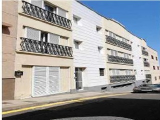 Piso en venta en San Cristóbal De La Laguna de 90  m²
