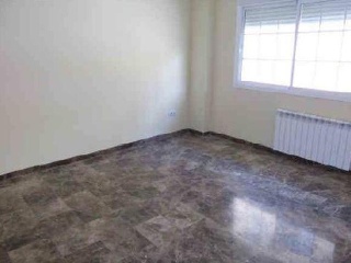 Piso y garaje en C/ Pintor Zabaleta, Mancha Real (Jaén) 2