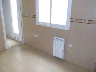 Piso y garaje en C/ Pintor Zabaleta, Mancha Real (Jaén) 3
