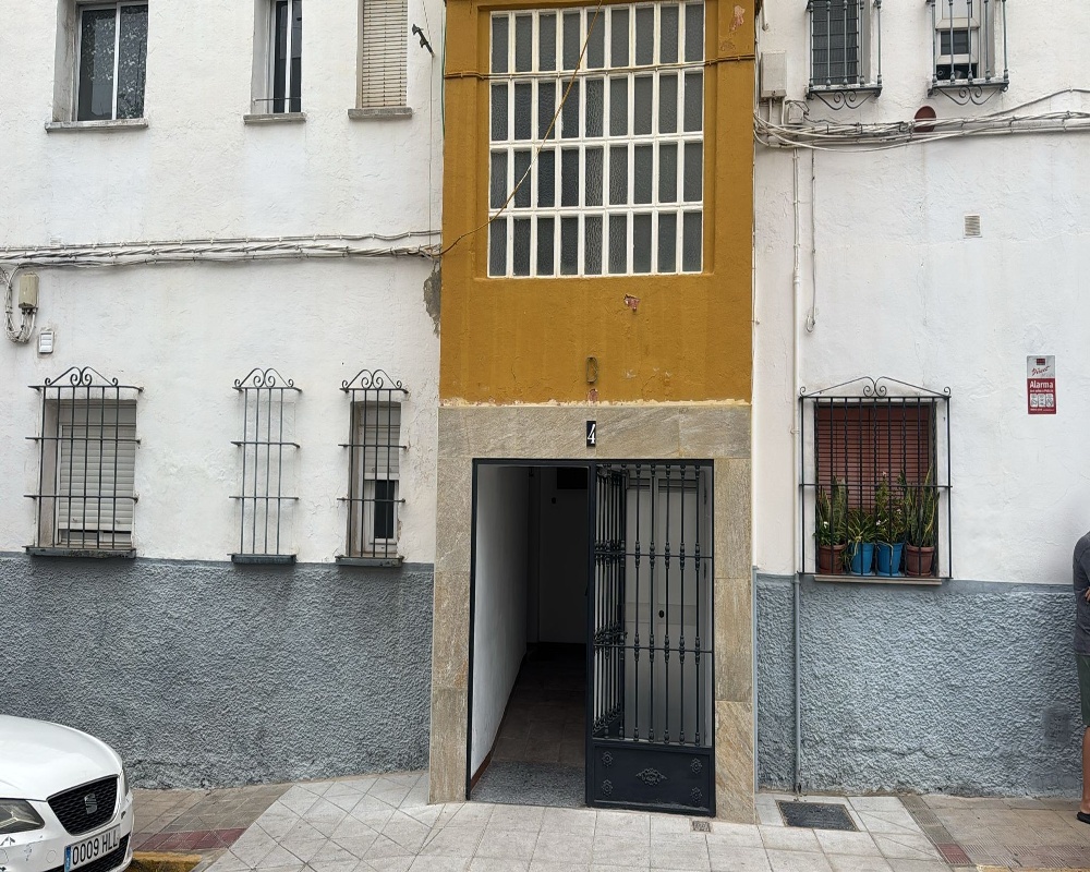 Piso en C/ Limón, Dos Hermanas (Sevilla)