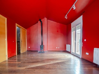 Venta de vivienda unifamiliar en zona de Montjuic (Girona) 3