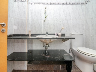 Venta de vivienda unifamiliar en zona de Montjuic (Girona) 31