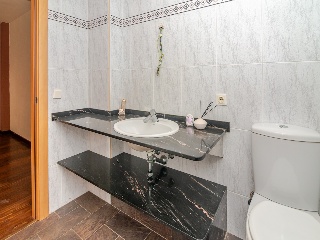 Venta de vivienda unifamiliar en zona de Montjuic (Girona) 32