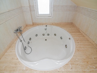 Venta de vivienda unifamiliar en zona de Montjuic (Girona) 33