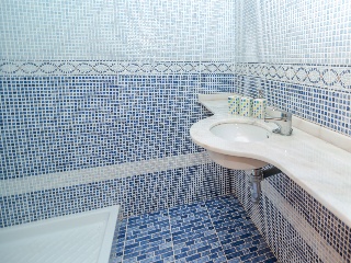 Venta de vivienda unifamiliar en zona de Montjuic (Girona) 36