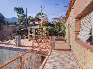 Chalet en C/ del Rialb, Vacarisses (Barcelona) 72