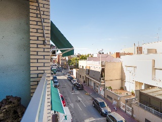 Piso en C/ Juan Ramón Giménez - Puente Tocinos - 17