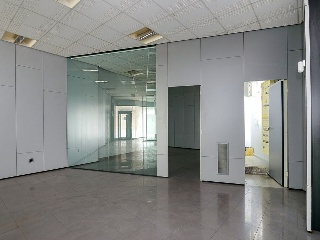 Local en C/ Palacio Valdés - Avilés - Asturias 16