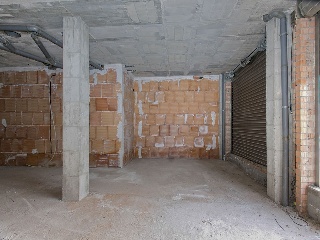 Local en C/ Ramón Iglesias - Manresa - Barcelona 5