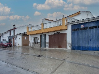 Casa adosada en Alcaudete - Jaén - 28