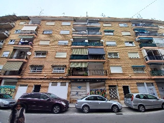 Local comercial en C/ Pintor Sorolla - Gandía - Valencia 7