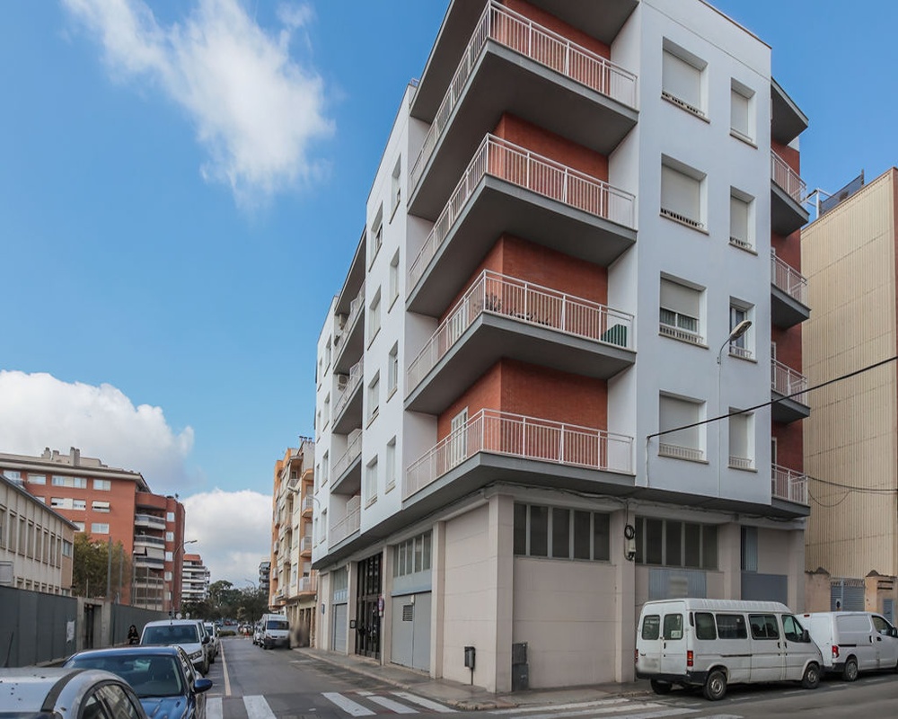 Local en C/ Doctor Ferrán  - Reus - Tarragona
