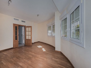 Chalet adosado en C/ Aquilino Camacho 4
