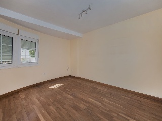 Chalet adosado en C/ Aquilino Camacho 5