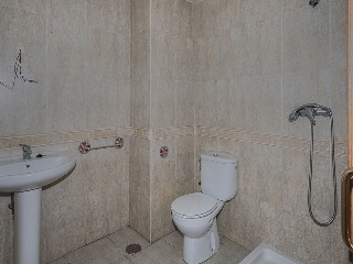Chalet adosado en C/ Aquilino Camacho 28