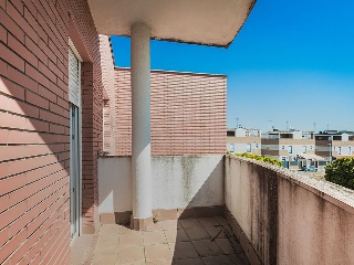 Chalet adosado en C/ Aquilino Camacho 32