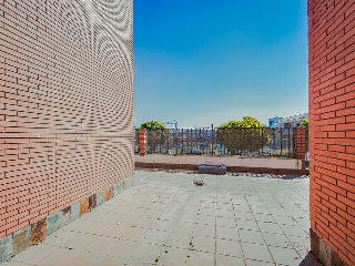 Chalet adosado en C/ Aquilino Camacho 33