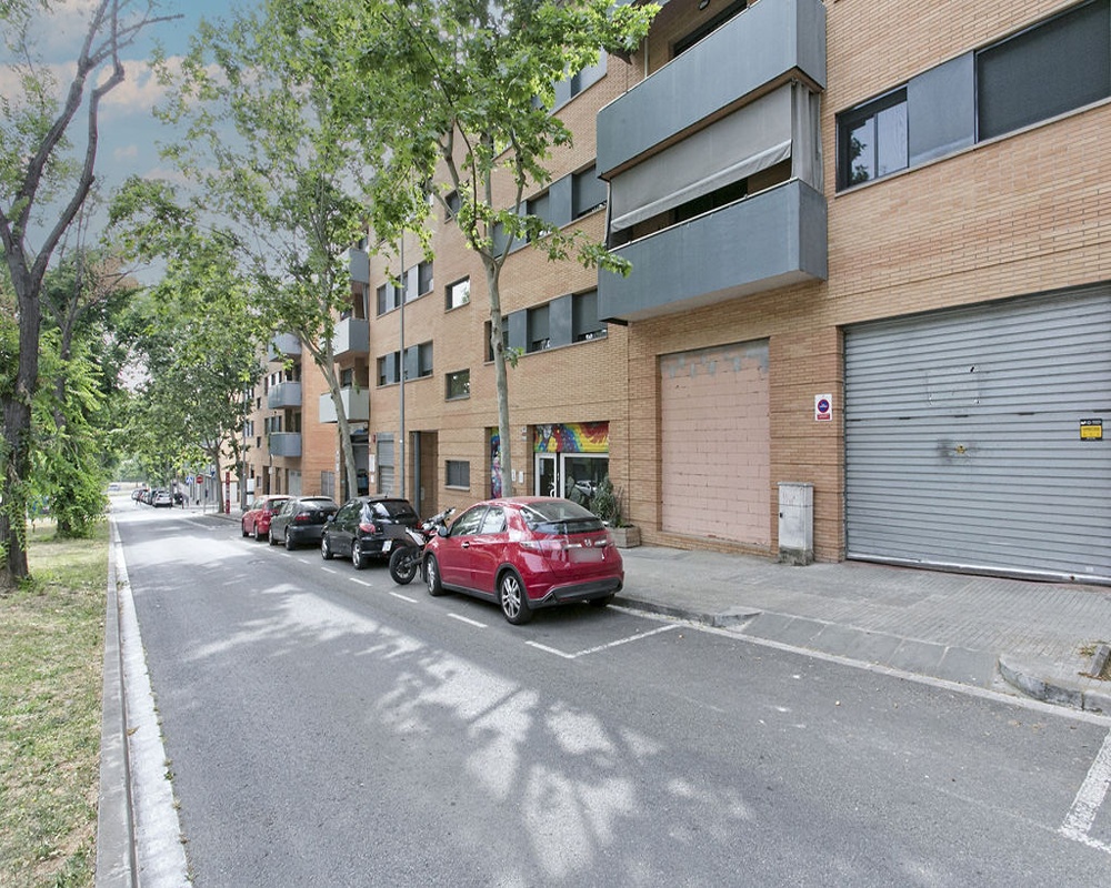 Local en AV Ferrer I Domingo, Rubí (Barcelona)