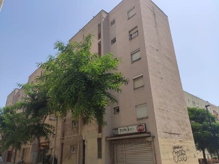 Piso en venta en Sant Vicenç Dels Horts de 65  m²