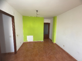 Piso con garaje en C/ Transversal 8