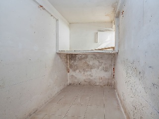 Pisos y locales en C/ Abat Sola, Gandia (Valencia) 11