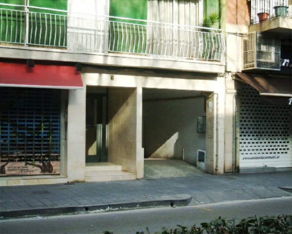 Garaje en C/ Doctor Barraquer, Castelldefels (Barcelona)
