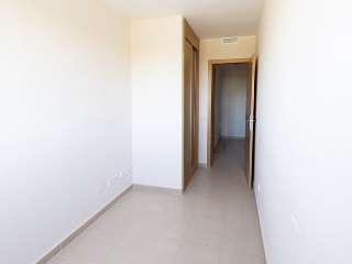 Piso y garaje en C/ Fresneda, Guadalajara 9
