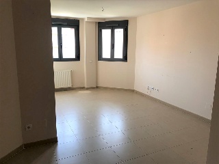 Piso y garaje en C/ Fresneda, Guadalajara 34