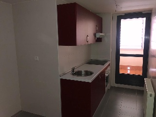 Piso y garaje en C/ Fresneda, Guadalajara 36