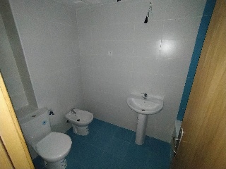 Piso y garaje en C/ Fresneda, Guadalajara 37