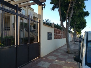 Piso en venta en Roquetas De Mar de 116  m²