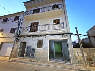 Edificio en Camino Vell de Ciutat 2